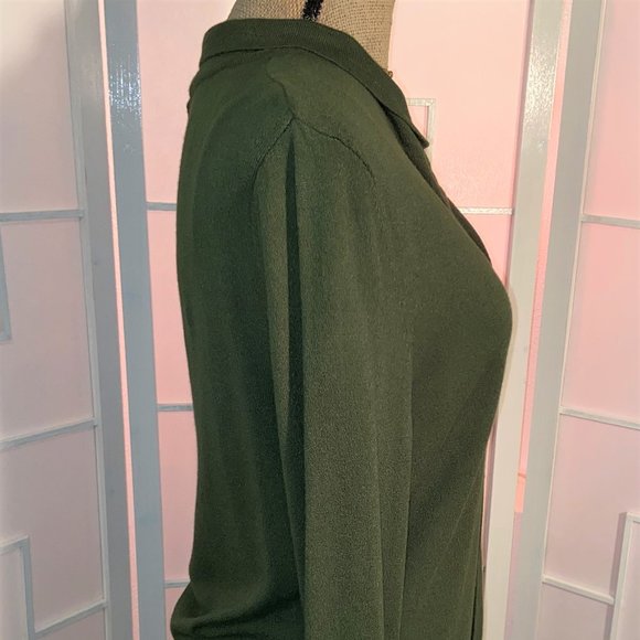 Preston & York Green Sweater with fold over collar - Picture 4 of 7